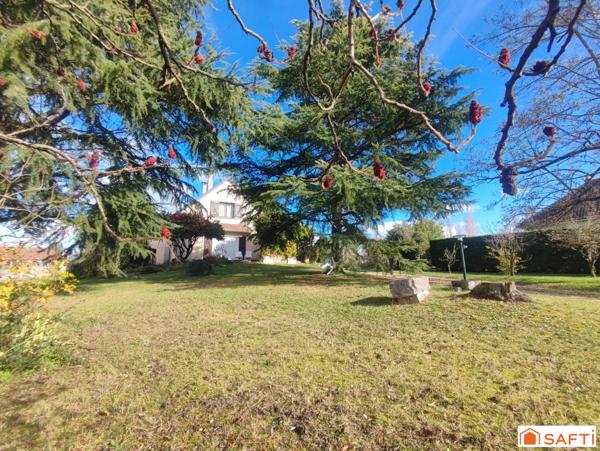 Maison des années 80 habitable tout de suite 4 Chambres