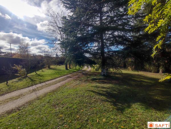 Maison des années 80 habitable tout de suite 4 Chambres