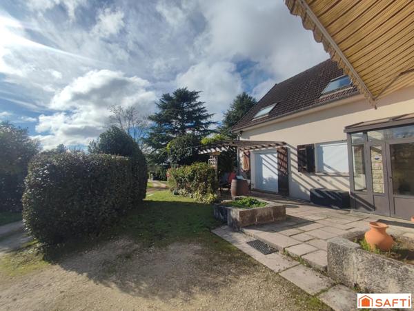 Maison des années 80 habitable tout de suite 4 Chambres