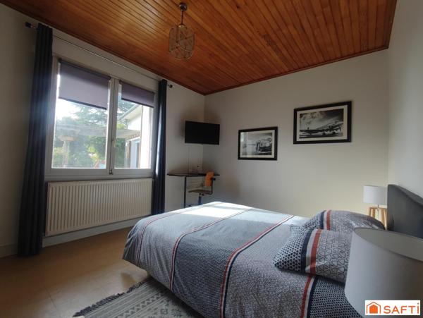 Maison des années 80 habitable tout de suite 4 Chambres