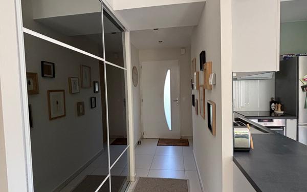 Maison à louer    4 pièces •  Gex