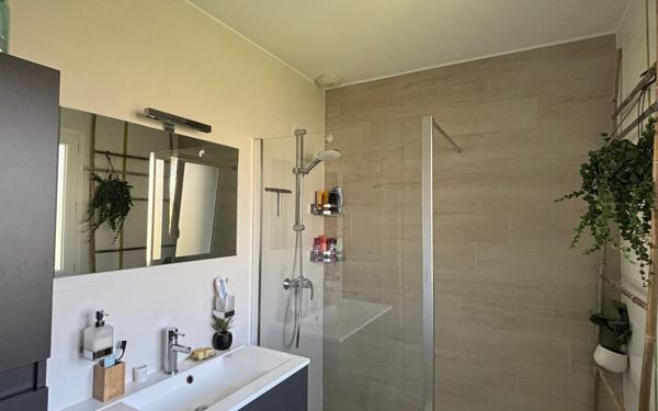 Maison à louer    4 pièces •  Gex