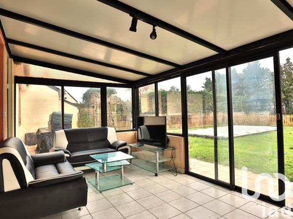 Maison traditionnelle 5 pièces de 160 m² à Trignac (44570)