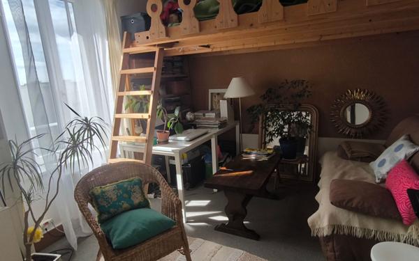 Appartement à vendre    1 pièce • 24,25 m2 Le Perreux-sur-Marne