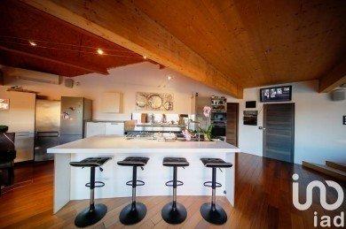 Maison d’architecte 8 pièces de 265 m² à Générac (30510)