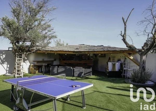 Maison d’architecte 8 pièces de 265 m² à Générac (30510)