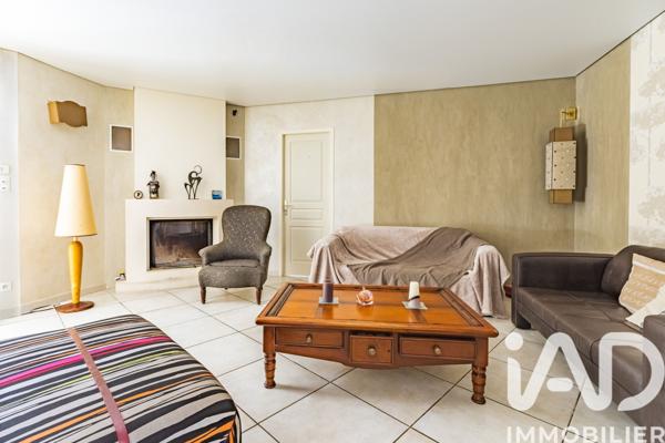 Maison à vendre 8 pièces 230 m² Plaisance-du-Touch