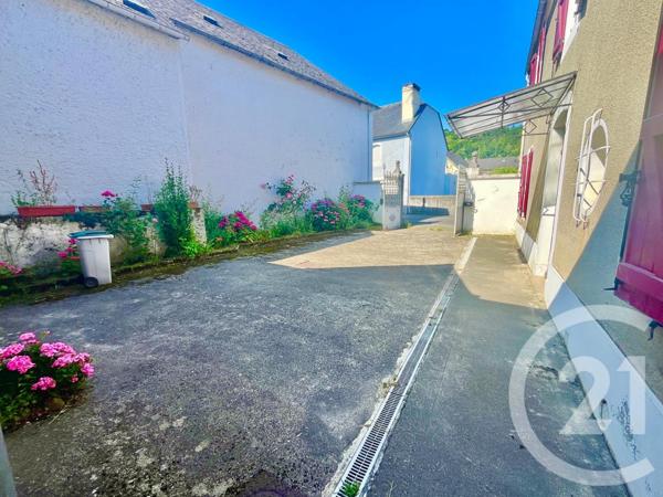 Maison à vendre  5 pièces - 132,99 m2 LESTELLE BETHARRAM - 64