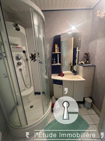 Maison Laval 6 pièce(s) 111 m2