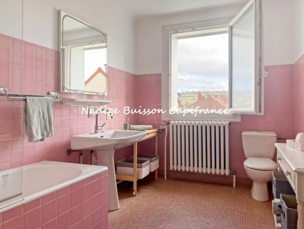 Maison rénovée de 5 pièces 125 m² -Proche centre-ville de DIVES SUR MER - DPE B