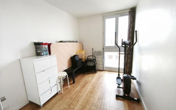 Appartement à vendre    3 pièces • 59 m2 Colombes