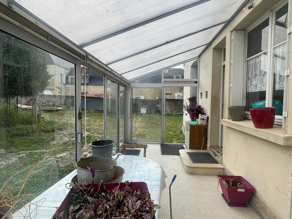 Maison à rénover avec gros potentiel Saumur Sud (Distré 49400), beaux volumes et fort potentiel