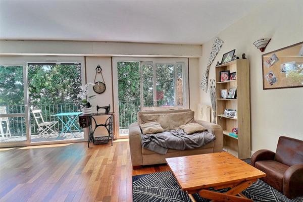 Appartement Sainte Genevieve Des Bois 4 pièce(s) 76 m2