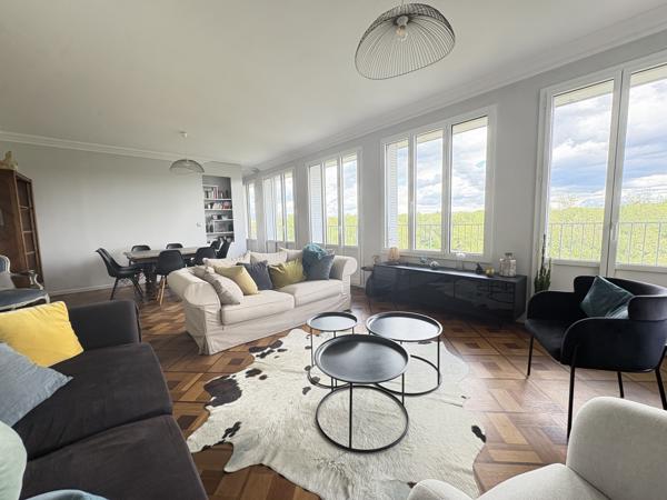 Appartement
         4 pièces
        - 93 m² 415 000 € *