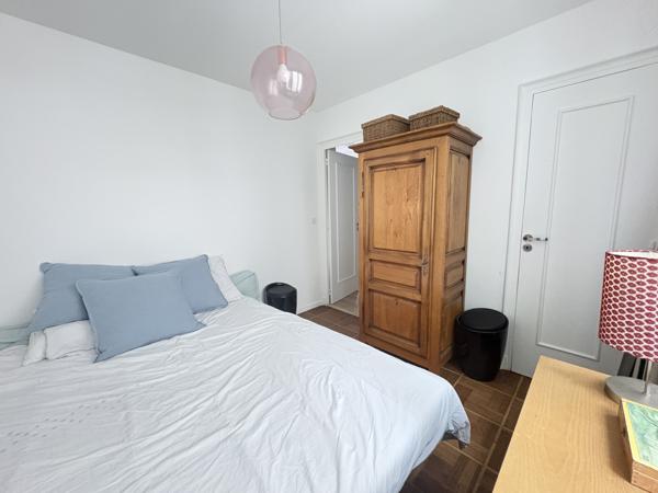 Appartement
         4 pièces
        - 93 m² 415 000 € *