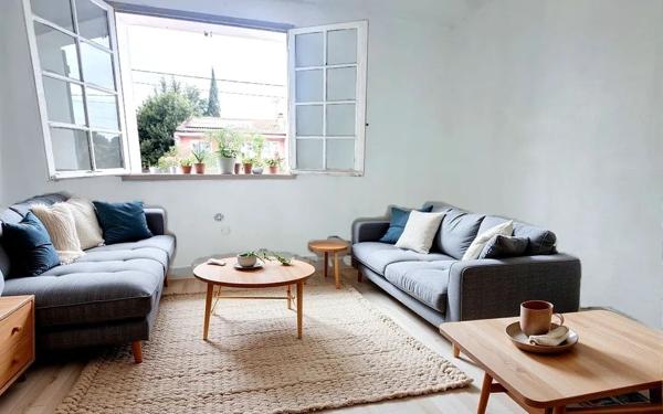 Maison à vendre    6 pièces •  Nîmes