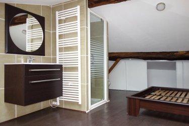 Appartement à louer à Mâcon en Saône-et-Loire (71000), ref : LC 507