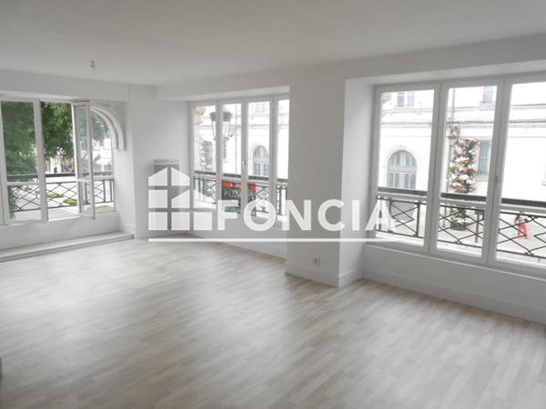 Location Appartement 5 pièces 101.57 m² - 2 PLACE DE LA REPUBLIQUE Orleans 45000