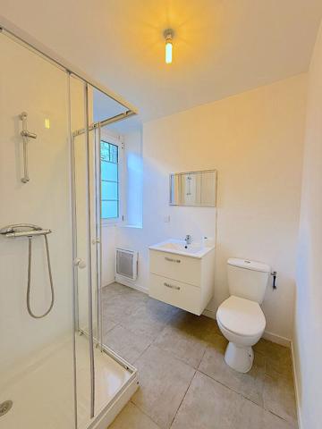A LOUER APPARTEMENT DE TYPE 1 - MONTGUYON CENTRE , Montguyon A LOUER APPARTEMENT DE TYPE 1 - MONTGUYON CENTRE , Montguyon