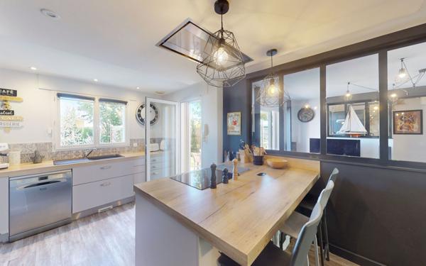 Maison à vendre    5 pièces •  Luc-la-Primaube