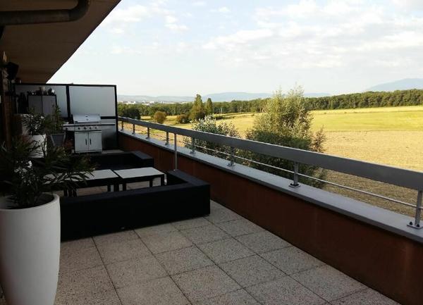 Appartement à louer    2 pièces •  Prévessin-Moëns