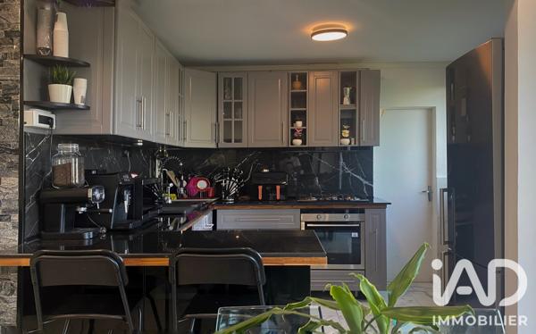 Appartement à vendre 5 pièces 83 m² Saint-Cyr-l'École