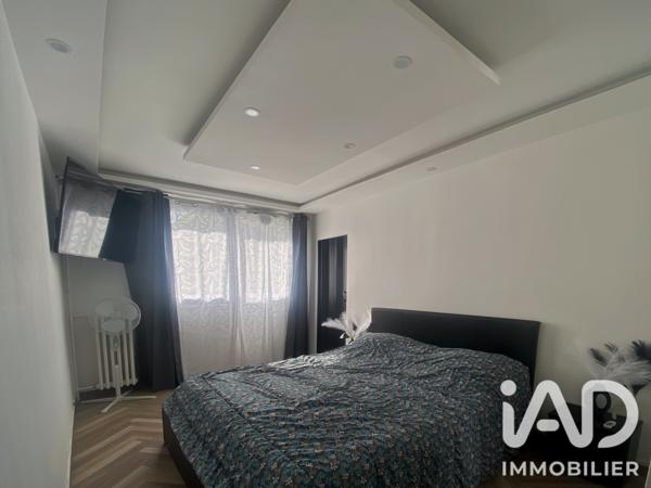 Appartement à vendre 5 pièces 83 m² Saint-Cyr-l'École