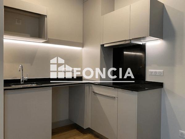 Location Appartement 3 pièces 59.35 m² - 7 RUE DU DOCTEUR CHAUSSIER Dijon 21000