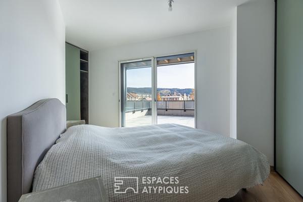 Appartement récent avec grande terrasse et superbe vue sur le Larmont