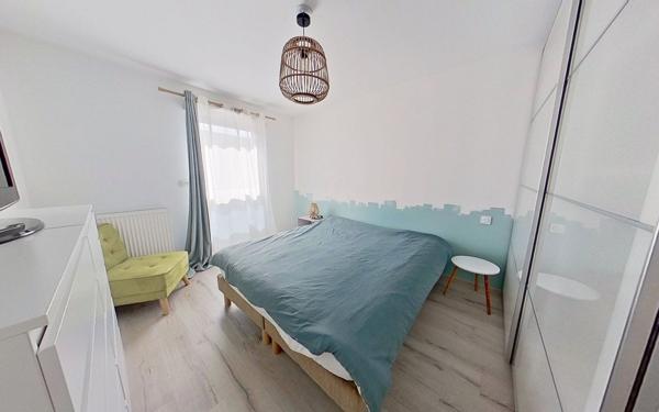 Appartement à vendre    3 pièces • 59 m2 Sathonay-Camp