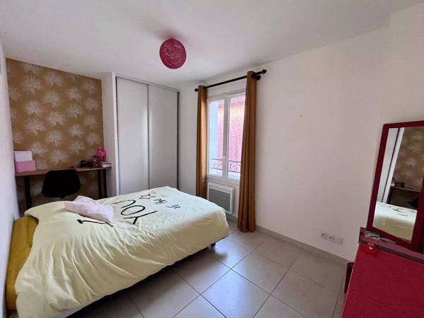 MARGUERITTES - MAISON - DUPLEX - 2 CHAMBRES - GARAGE - PARKING - AUCUN TRAVAUX - CALME