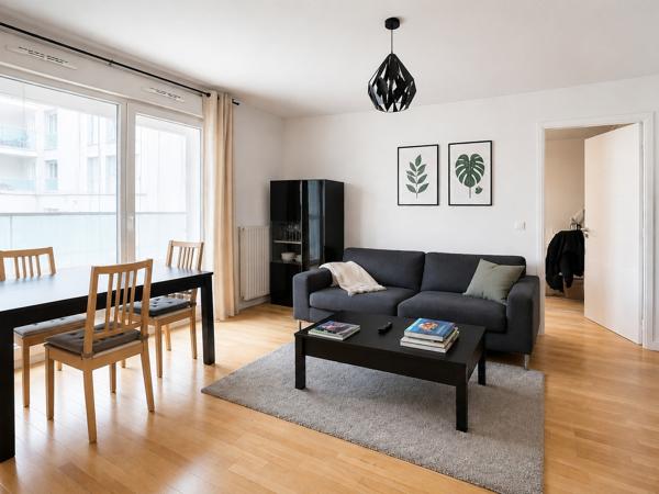 Appartement
         3 pièces
        - 65 m² 250 000 € *