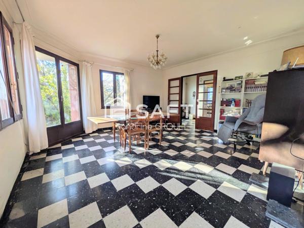 MAISON 125m² 6 PIECES, GARAGE DE 125M²  et TERRAIN de 1093m² -GROS POTENTIEL