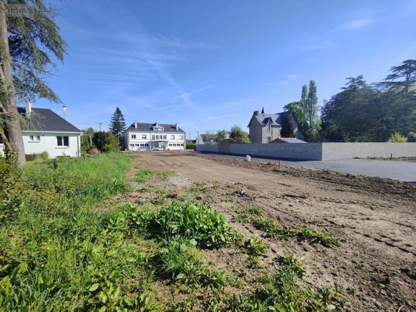 Terrain à Batir à vendre à Questembert dans le Morbihan (56230), ref : 56084-316