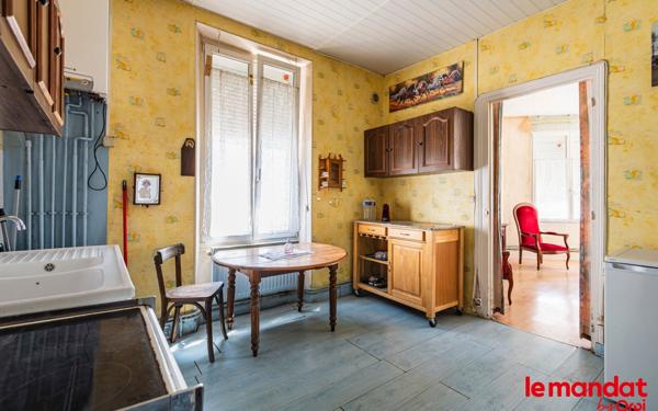 Immeuble à vendre    8 pièces •  Épernay