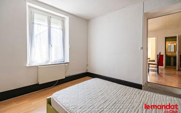 Immeuble à vendre    8 pièces •  Épernay