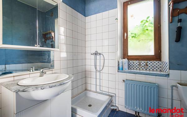 Immeuble à vendre    8 pièces •  Épernay