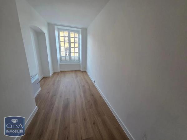 Appartement à louer 3 pièces 73m²