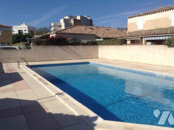 À vendre – Villa meublée en copropriété proche de la plage de Rochelongue – Cap d’Agde