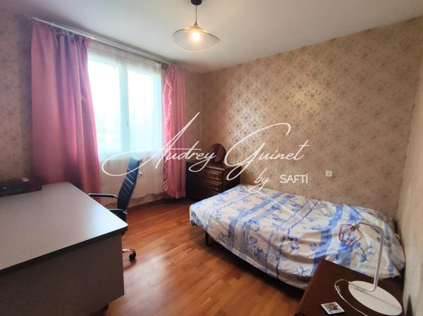 Maison à fort potentiel à Savigny-l'Évescault (86800)