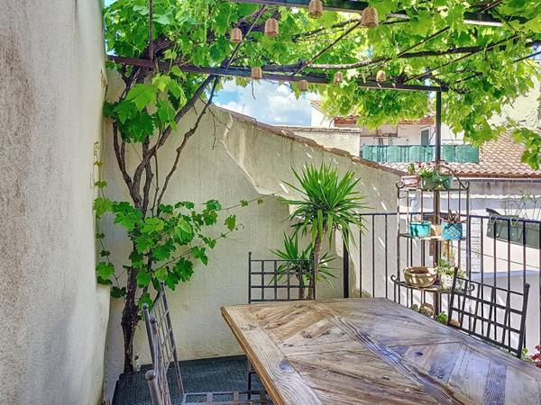 Maison Barbentane 6 pièce(s) 116 m2 garage espace extérieur