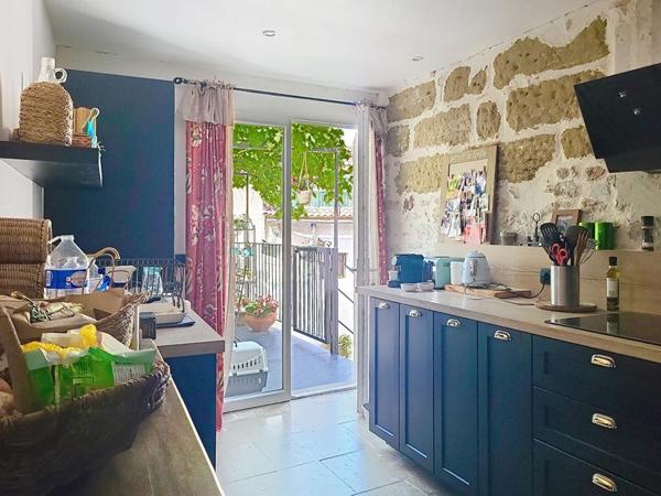 Maison Barbentane 6 pièce(s) 116 m2 garage espace extérieur