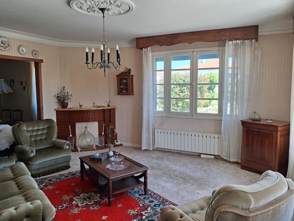 Entre Nature et Sérénité - Maison Familiale à réinventer de 122 m² sur 1 932 m² de Terrain
