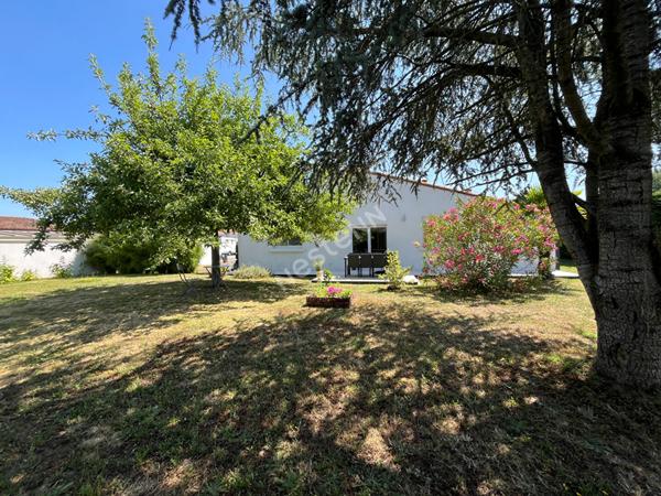 Maison à vendre 6 pièces - Montaigu Vendée