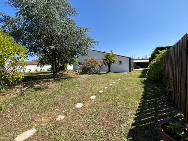 Maison à vendre 6 pièces - Montaigu Vendée