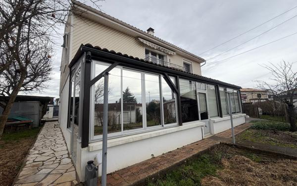 Maison à vendre    4 pièces •  Saintes