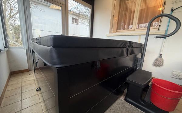 Maison à vendre    4 pièces •  Saintes