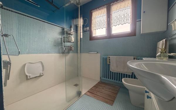 Maison à vendre    4 pièces •  Saintes