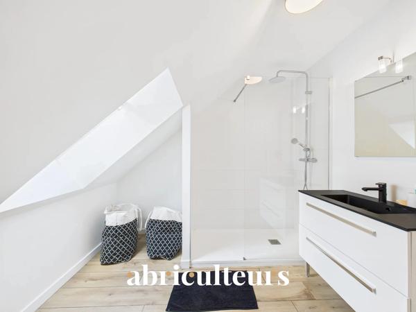 Maison familliale Excellent agencement 3 chambres et 1 bureau DPE C Garage et parking Jardin Nantes Haluchère Rue du Patis Rondin