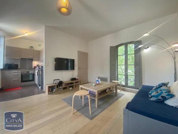 Appartement à louer 3 pièces 60.79m² Avignon (84000)
